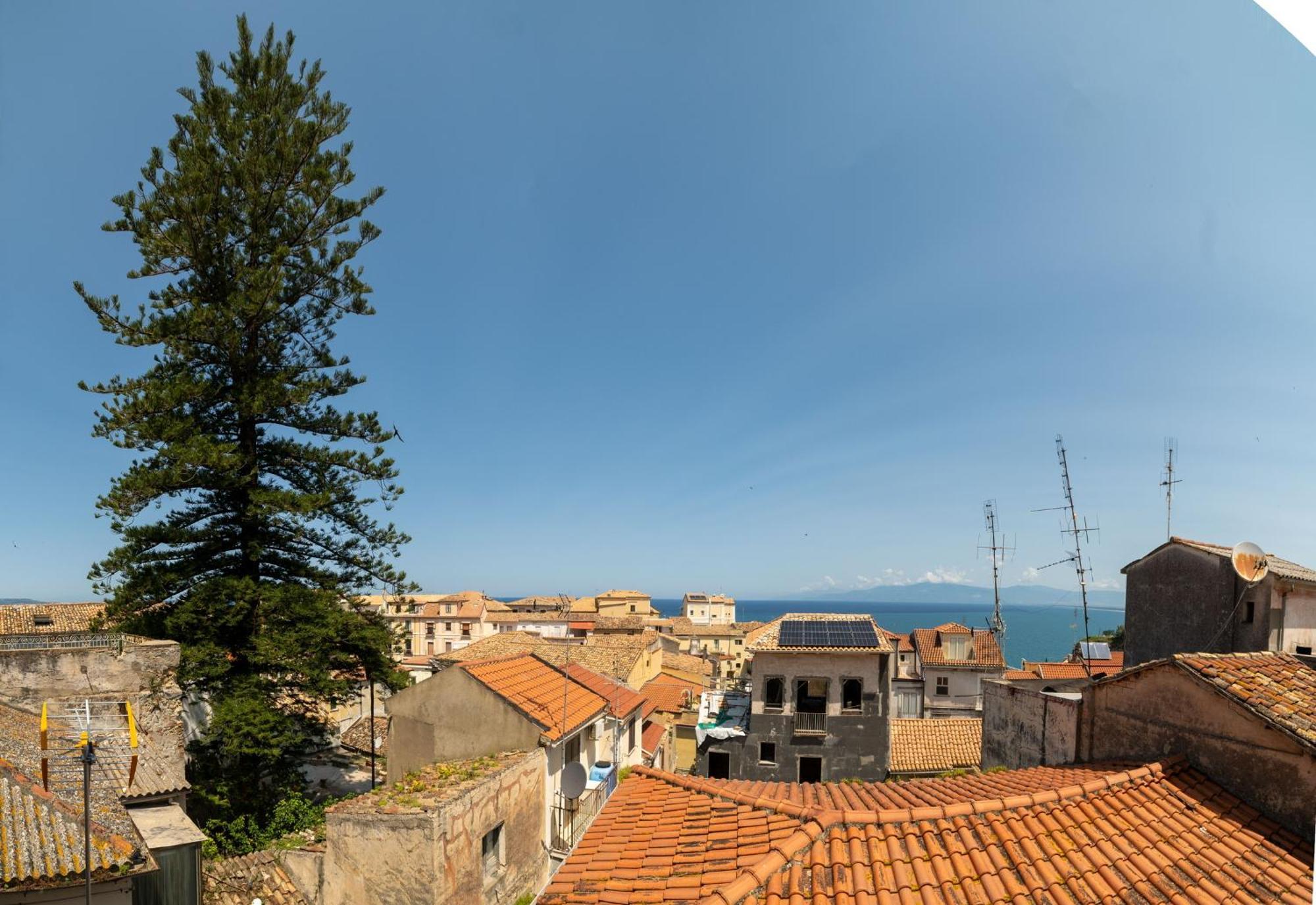 Da Cloe Apartment Pizzo  Luaran gambar